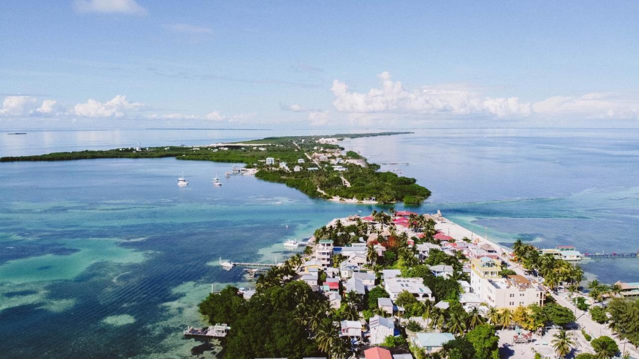 Bella'S Backpackers Hostel Caye Caulker Exteriér fotografie